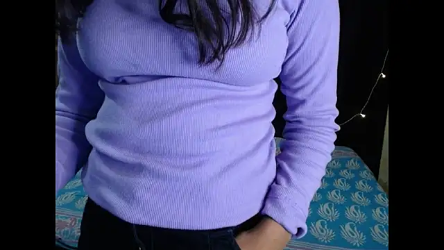 Snapshot of Vanya_7 chatting on 29, 11, 2025 Vanya 7 online show from 29, 11, 2025