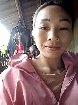 lucybaby00 online show from 9, 11, 2025