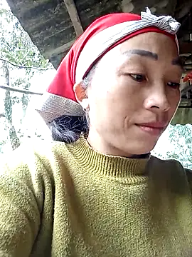 lucybaby00 online show from 17, 11, 2025