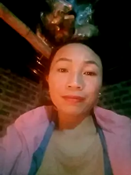 lucybaby00 online show from 18, 12, 2025