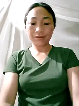 Snapshot of lucybaby00 chatting on 18, 4, 2026 lucybaby00 online show from 18, 4, 2026