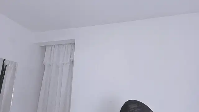 Snapshot of yourwife_anna chatting on 2, 11, 2025 yourwife anna online show from 2, 11, 2025