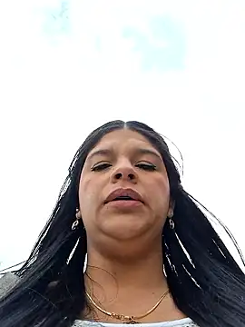 Eiimy pretty online show from 6, 10, 2025