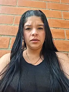 Eiimy pretty online show from 10, 10, 2025