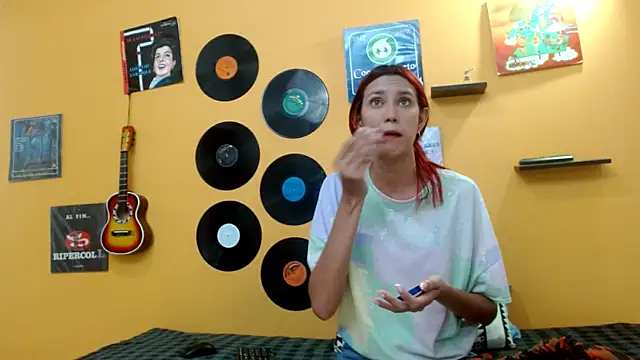 skinnyverus18 online show from 24, 10, 2025