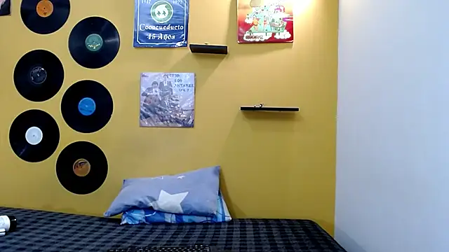 skinnyverus18 online show from 16, 3, 2026