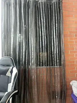 SaraWagner  online show from 6, 4, 2026