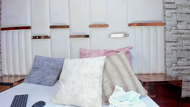 CandyandSteven online show from 5, 3, 2026