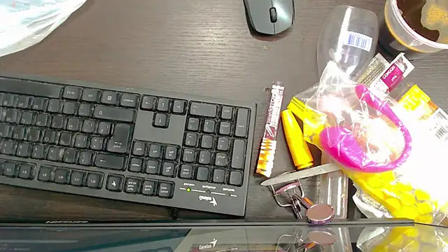 abigail 21  online show from 12, 9, 2025