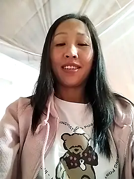 cute love00 online show from 5, 12, 2025