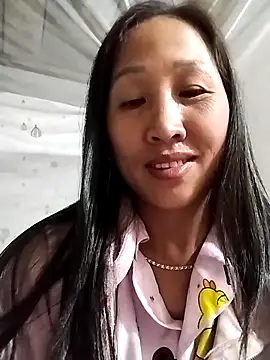 Snapshot of cute_love00 chatting on 8, 2, 2026 cute love00 online show from 8, 2, 2026