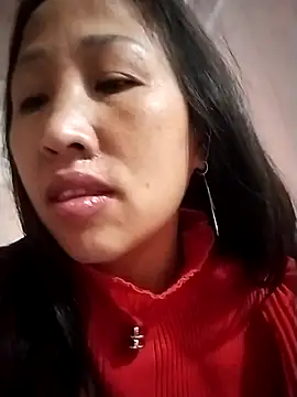 Snapshot of cute_love00 chatting on 9, 2, 2026 cute love00 online show from 9, 2, 2026