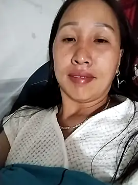 Snapshot of cute_love00 chatting on 14, 2, 2026 cute love00 online show from 14, 2, 2026