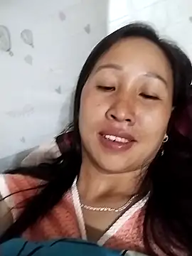 Snapshot of cute_love00 chatting on 18, 2, 2026 cute love00 online show from 18, 2, 2026