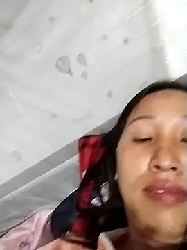 Snapshot of cute_love00 chatting on 19, 2, 2026 cute love00 online show from 19, 2, 2026