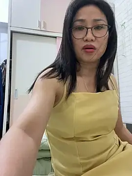 Vitamin sexy online show from 8, 10, 2025