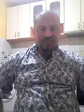 Snapshot of _NEREZA_ chatting on 5, 10, 2025 NEREZA online show from 5, 10, 2025