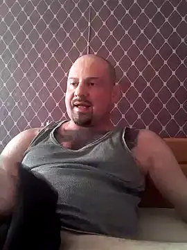 Snapshot of _NEREZA_ chatting on 9, 10, 2025 NEREZA online show from 9, 10, 2025