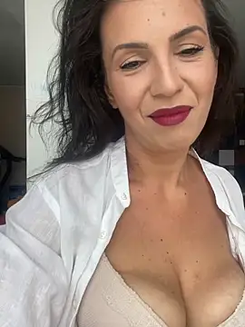 Snapshot of AlyaRei chatting on 12, 6, 2026 AlyaRei online show from 12, 6, 2026