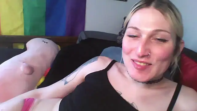 AthenaAphrodisia online show from 5, 3, 2026