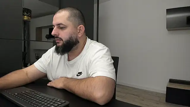 Snapshot of DravenPeak chatting on 22, 10, 2025 DravenPeak online show from 22, 10, 2025