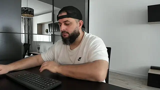 Snapshot of DravenPeak chatting on 26, 10, 2025 DravenPeak online show from 26, 10, 2025