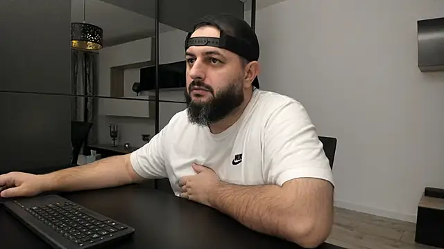 Snapshot of DravenPeak chatting on 29, 10, 2025 DravenPeak online show from 29, 10, 2025