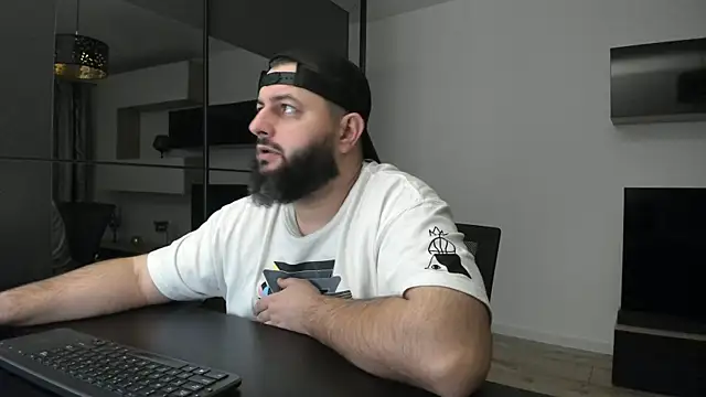 Snapshot of DravenPeak chatting on 11, 1, 2026 DravenPeak online show from 11, 1, 2026