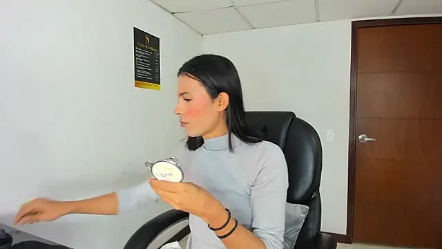 Aisha hotts777 online show from 17, 1, 2026