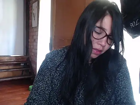 Snapshot of magiadeisis chatting on 1, 12, 2025 magiadeisis online show from 1, 12, 2025