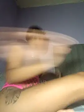 Snapshot of Liaprettygirl chatting on 16, 10, 2025 Liaprettygirl online show from 16, 10, 2025