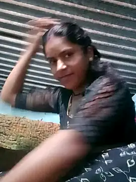 Snapshot of Mohini-xx chatting on 5, 11, 2025 Mohini-xx online show from 5, 11, 2025