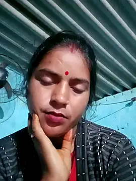 Snapshot of Mohini-xx chatting on 9, 11, 2025 Mohini-xx online show from 9, 11, 2025