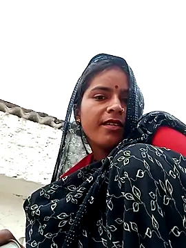 Snapshot of Mohini-xx chatting on 10, 11, 2025 Mohini-xx online show from 10, 11, 2025