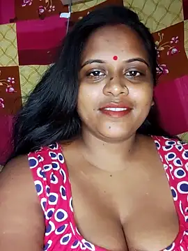 Hot-Show2 online show from 9, 9, 2025