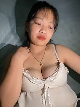 Lyrasss online show from 4, 10, 2025