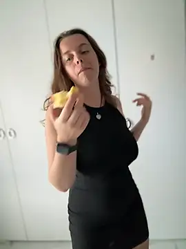 Snapshot of TenderLaGlamor chatting on 27, 9, 2025 TenderLaGlamor online show from 27, 9, 2025