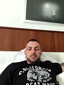 papichulo0099 online show from 5, 5, 2026