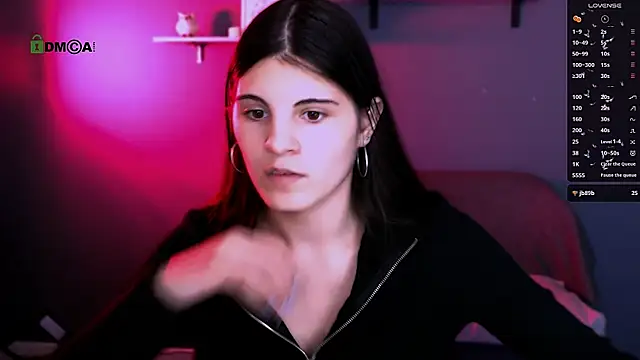 lizzie boom online show from 22, 11, 2025