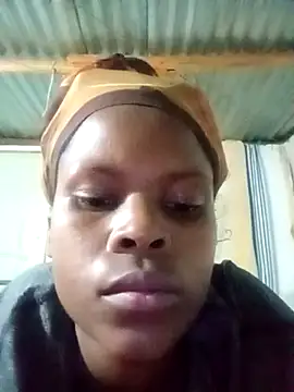 Snapshot of Caramelchick01 chatting on 17, 10, 2025 Caramelchick01 online show from 17, 10, 2025