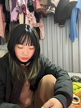 AAANINE22 online show from 25, 11, 2025