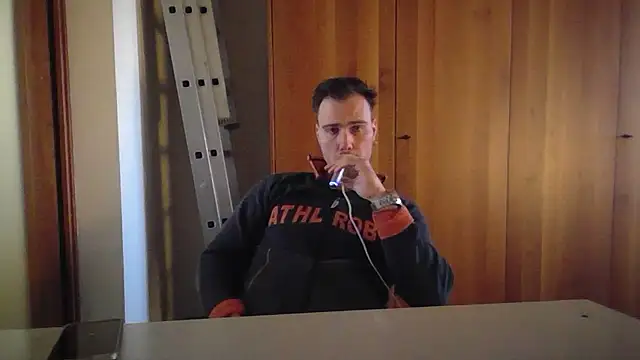 mrlyuis online show from 17, 2, 2026