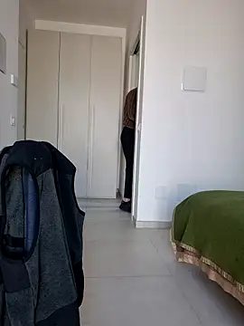 mrlyuis online show from 23, 2, 2026