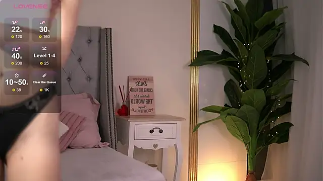 RebeccaRese online show from 26, 3, 2026