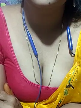 Snapshot of telugu-juliet chatting on 26, 11, 2025 telugu-juliet online show from 26, 11, 2025