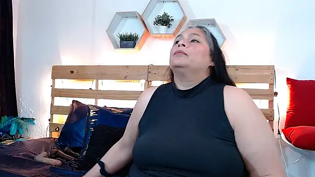 sheila reeves2772 online show from 24, 10, 2025