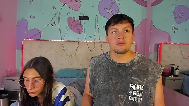 Ethan N Abby online show from 8, 1, 2026