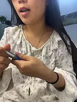 Snapshot of bunny_b4nny chatting on 7, 1, 2026 bunny b4nny online show from 7, 1, 2026