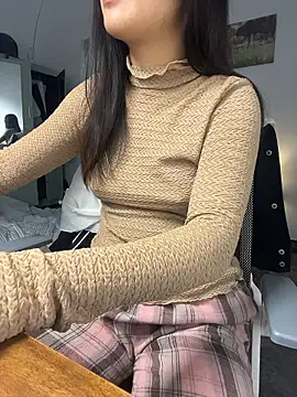 Snapshot of bunny_b4nny chatting on 10, 1, 2026 bunny b4nny online show from 10, 1, 2026