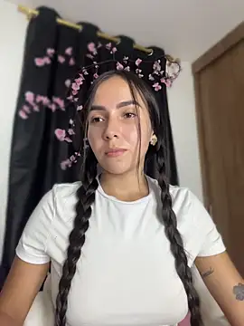 Snapshot of Scarlett05 chatting on 10, 7, 2026 Scarlett05 online show from 10, 7, 2026